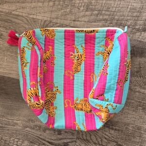 Kids Tiger Stripe Quilted Zip Pouch - Pink & Aqua